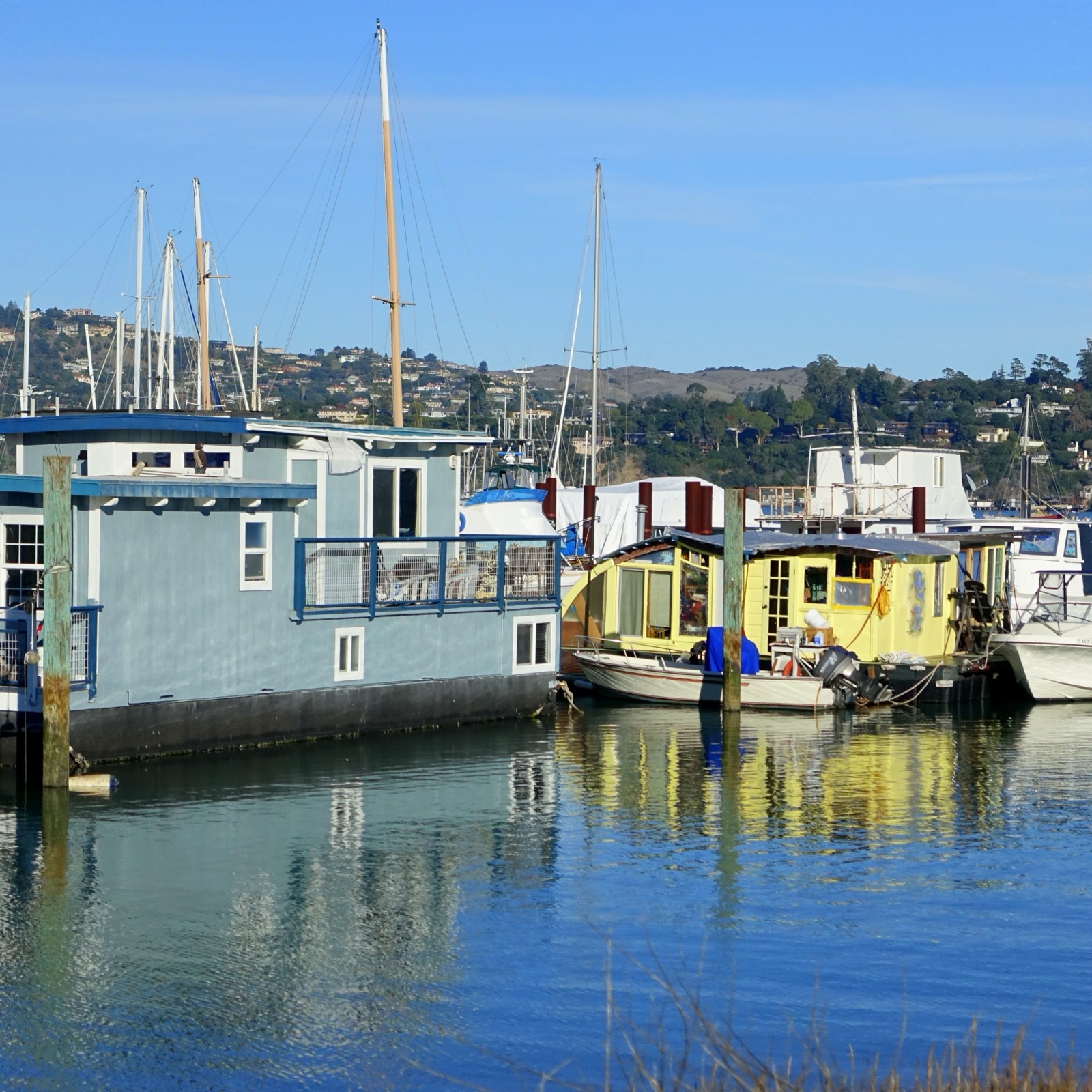 The Houseboat Summit